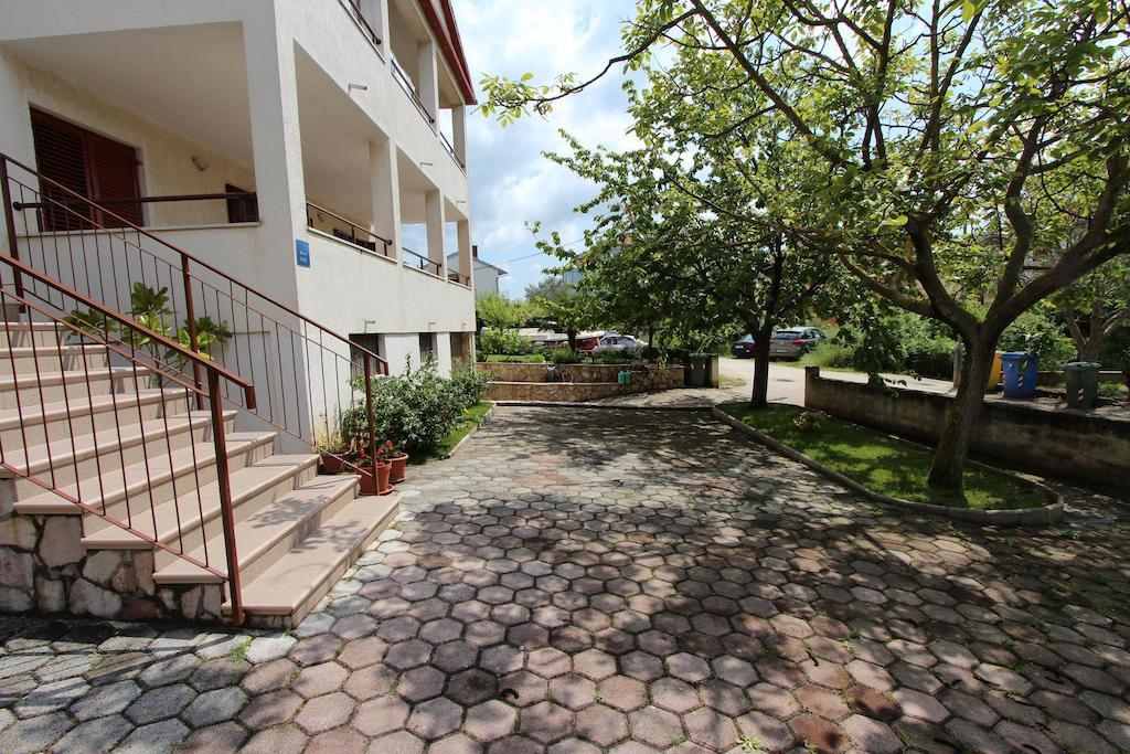 Rooms And Apartment Sanja Rovigno Esterno foto