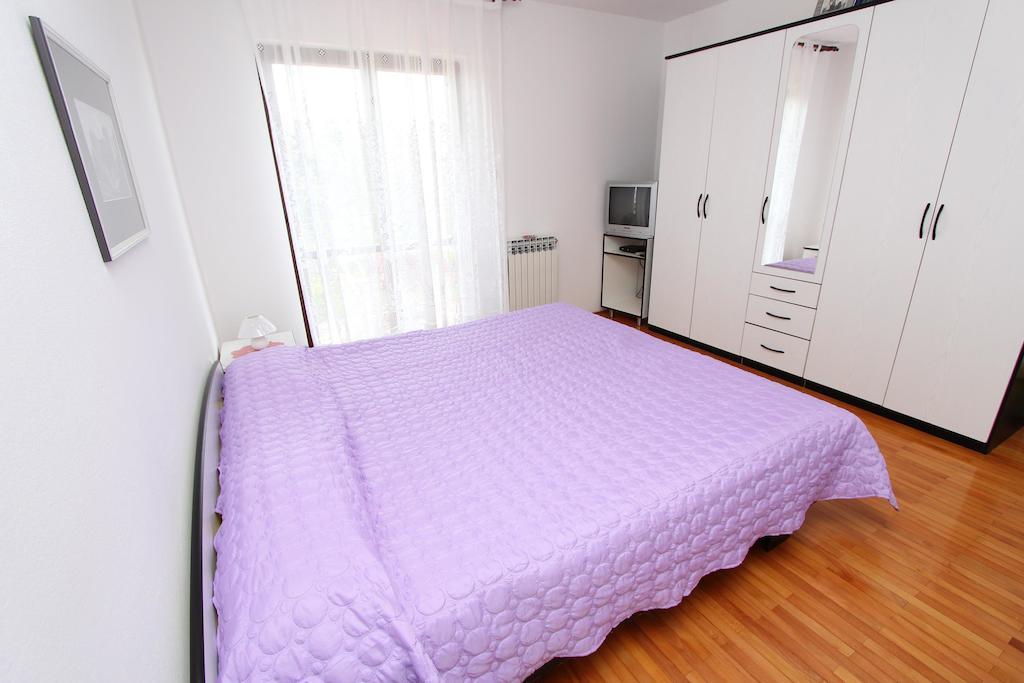 Rooms And Apartment Sanja Rovigno Camera foto
